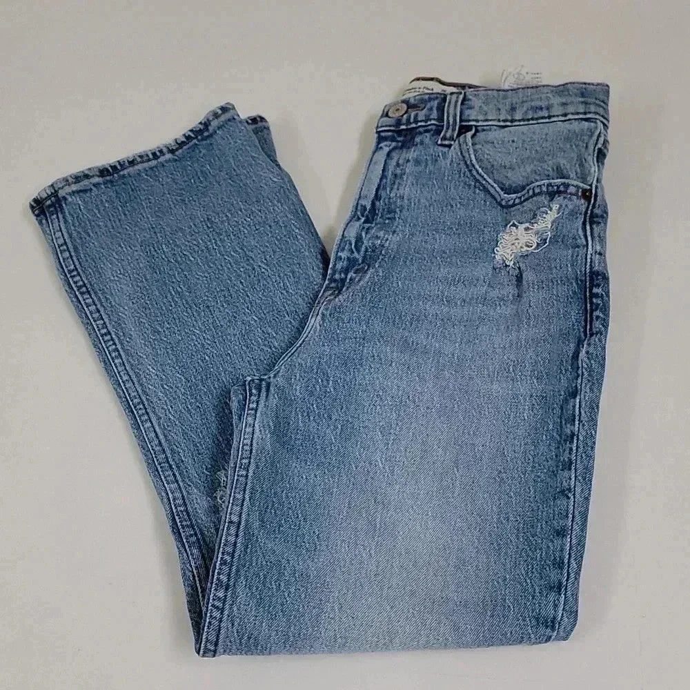 Abercrombie & Fitch Ultra High Rise Kick flare distressed jeans - Picture 2 of 13